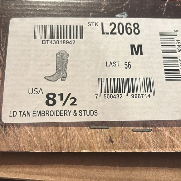 Circle G woman’s Tan Embroidery and studs boots size 8.5M L2068 - Picture 5 of 5